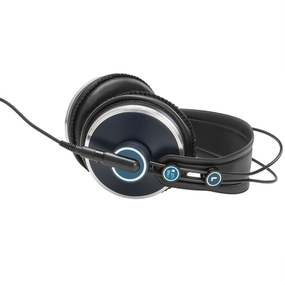 K271 MKII - Black - Professional studio headphones - Detailshot 1